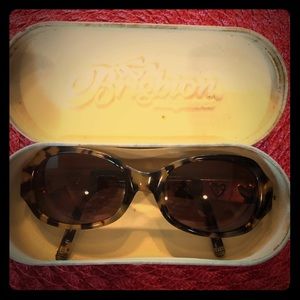 Vintage Brighton Sunglasses w/case.